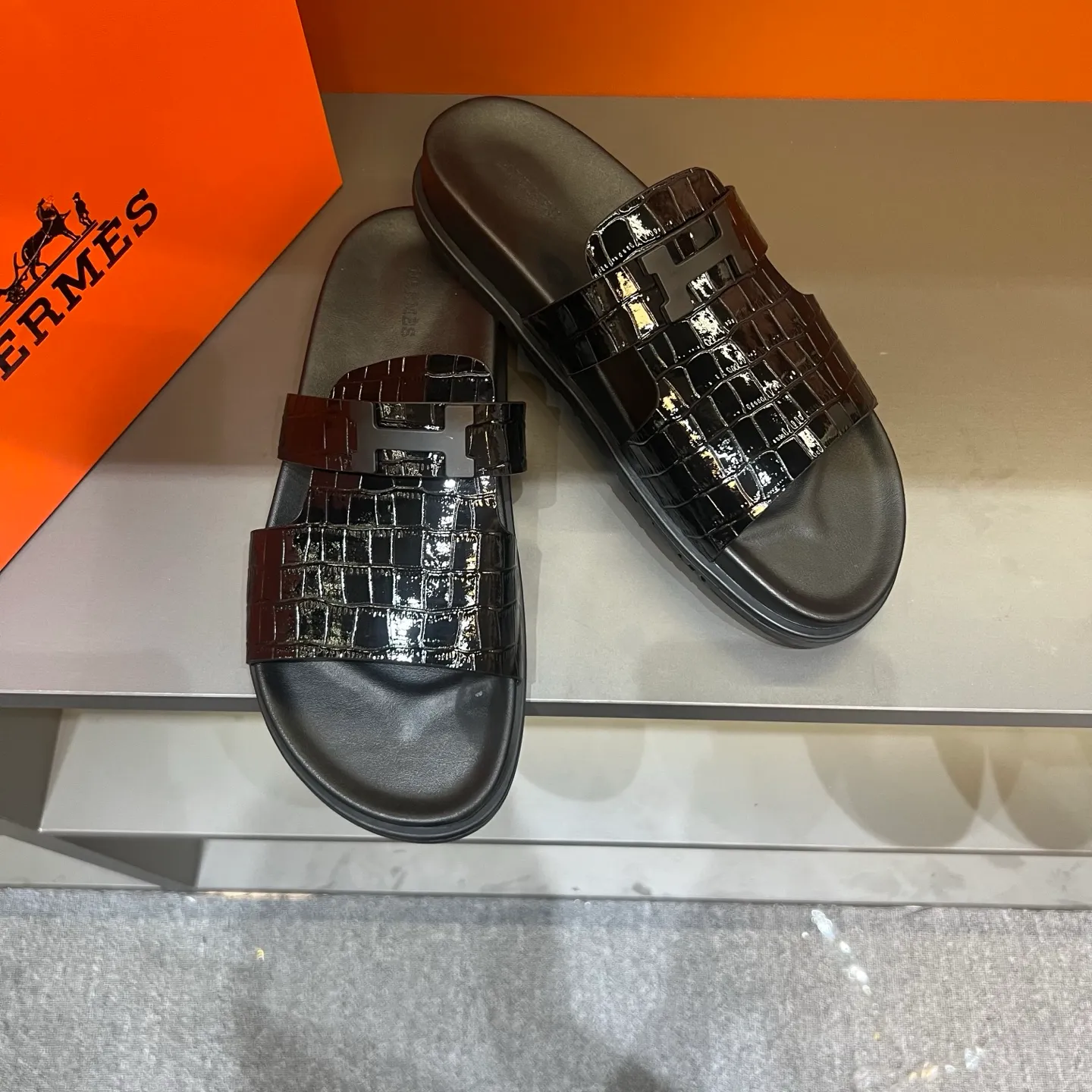 Men's shoes 💰300, size 38-45, the new 2014 summer Hermes shoes are the same as the original ones, handmade by masters! ❥High-end customization, exclusive products, the highest version in the industry⚠❥Using: Hermers upper: (pursuing top walking comfort) ✨Top quality on sale━━━━Hermes━━━━━